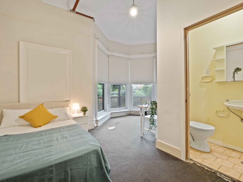 Room 3 - Image 1
