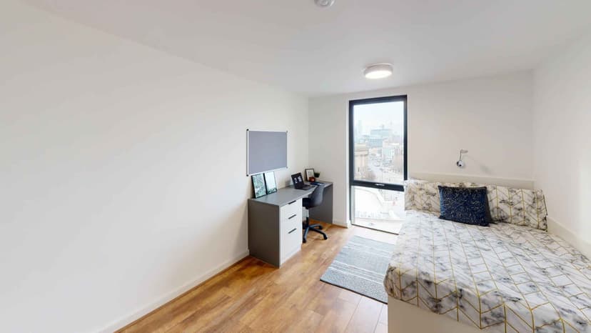 Essential Studio - Image 3