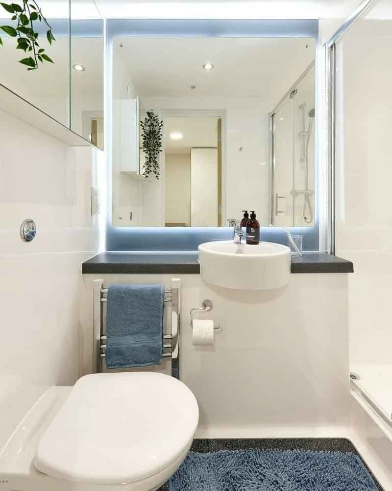 Platinum Balcony Studio - Image 2