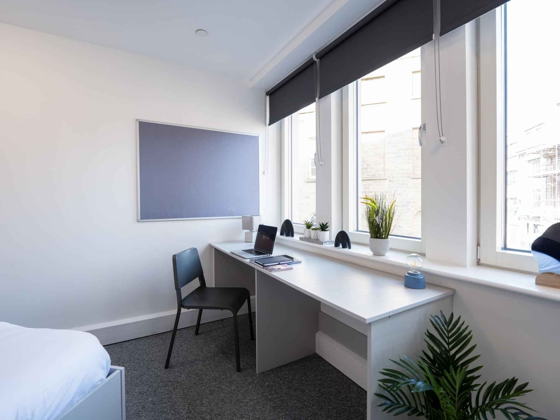 Platinum Ensuite - Image 4