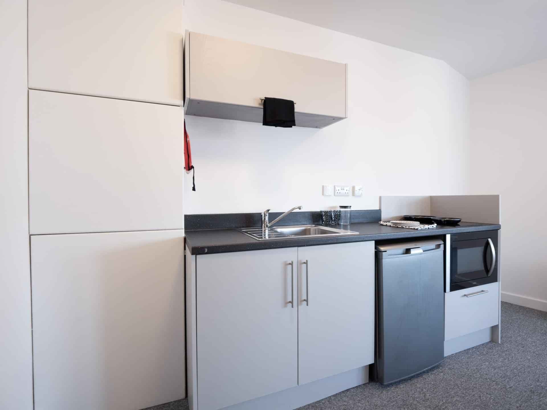 Platinum Studio - Image 3