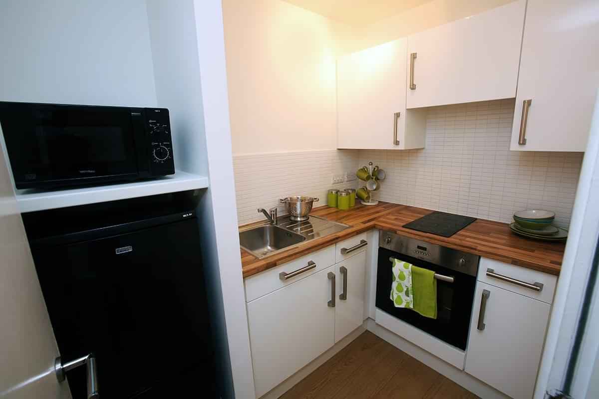 Gold Super Large Studio - Image 3