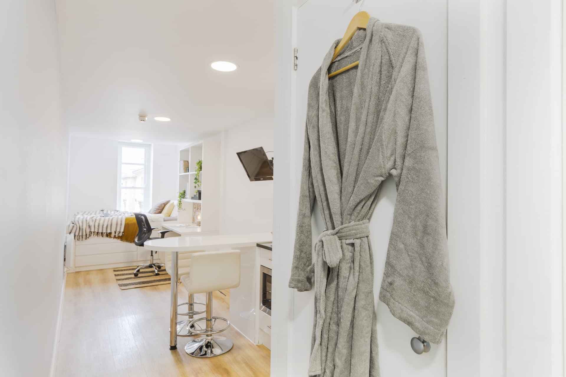 Standard Studio - Image 9