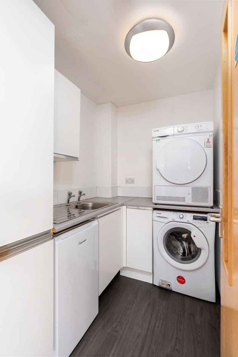 7 Bed Penthouse - Image 7