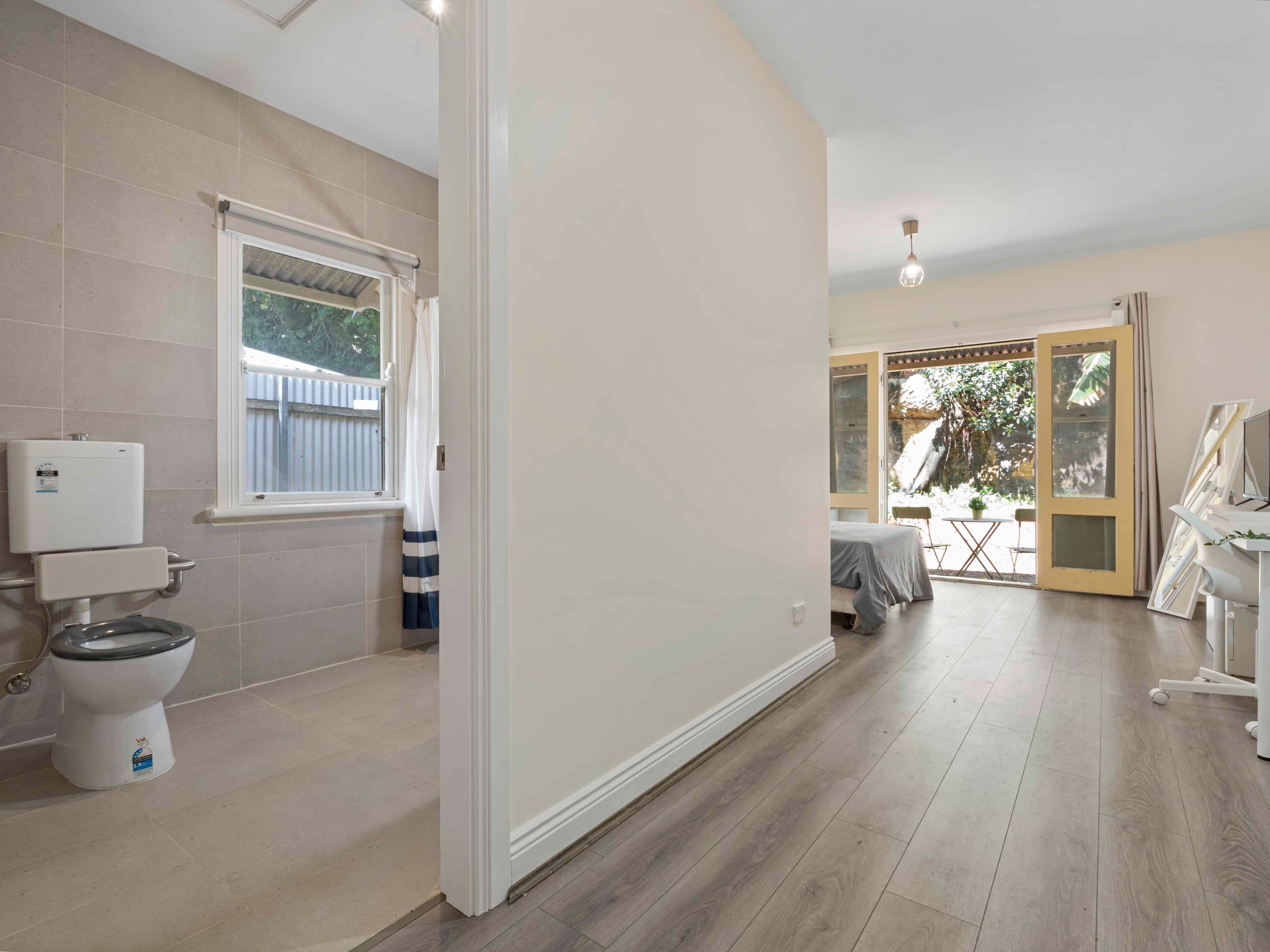 Room 3 Bed 2 (Twin Room) - Image 8