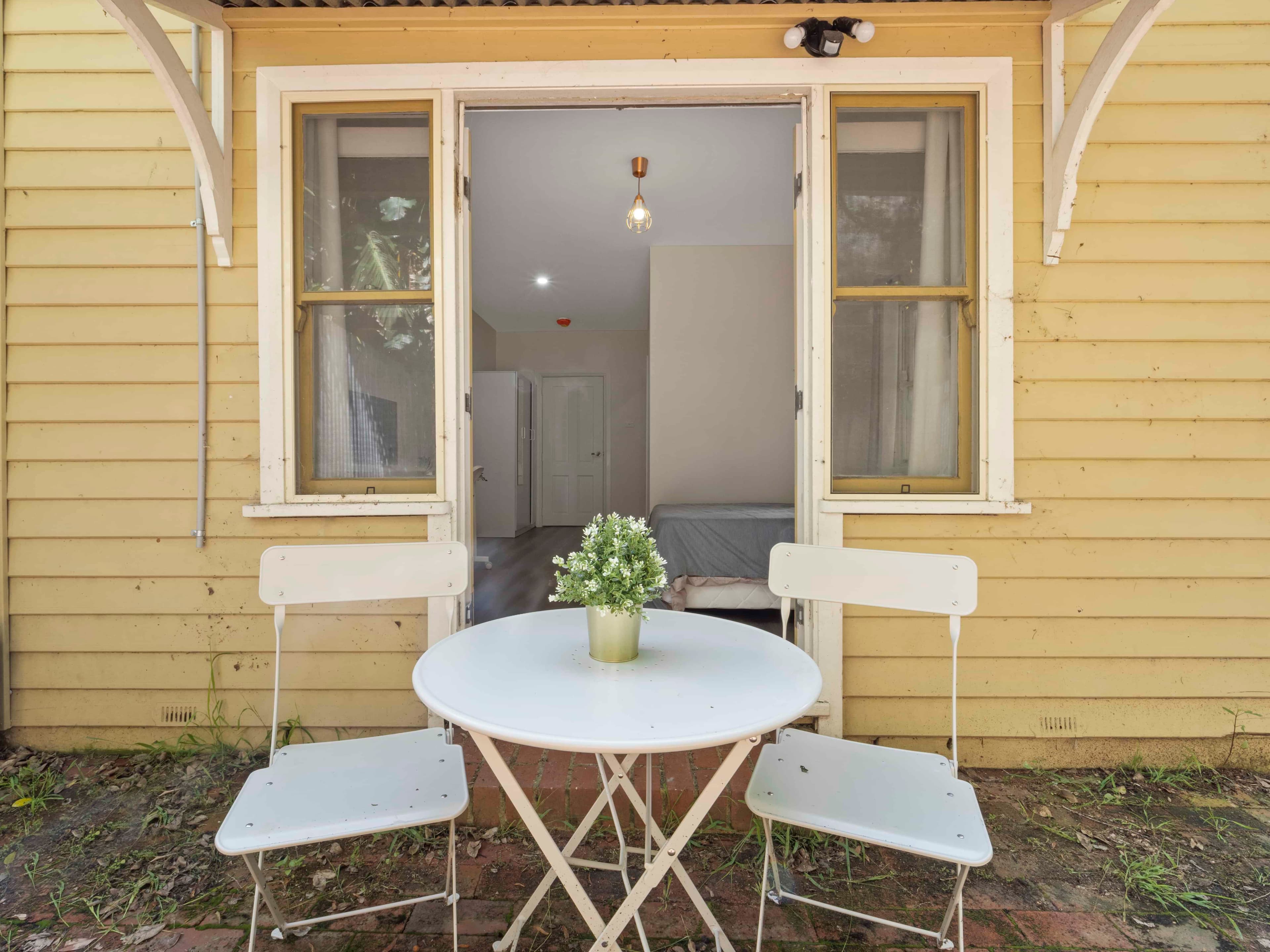 Room 3 Bed 2 (Twin Room) - Image 4