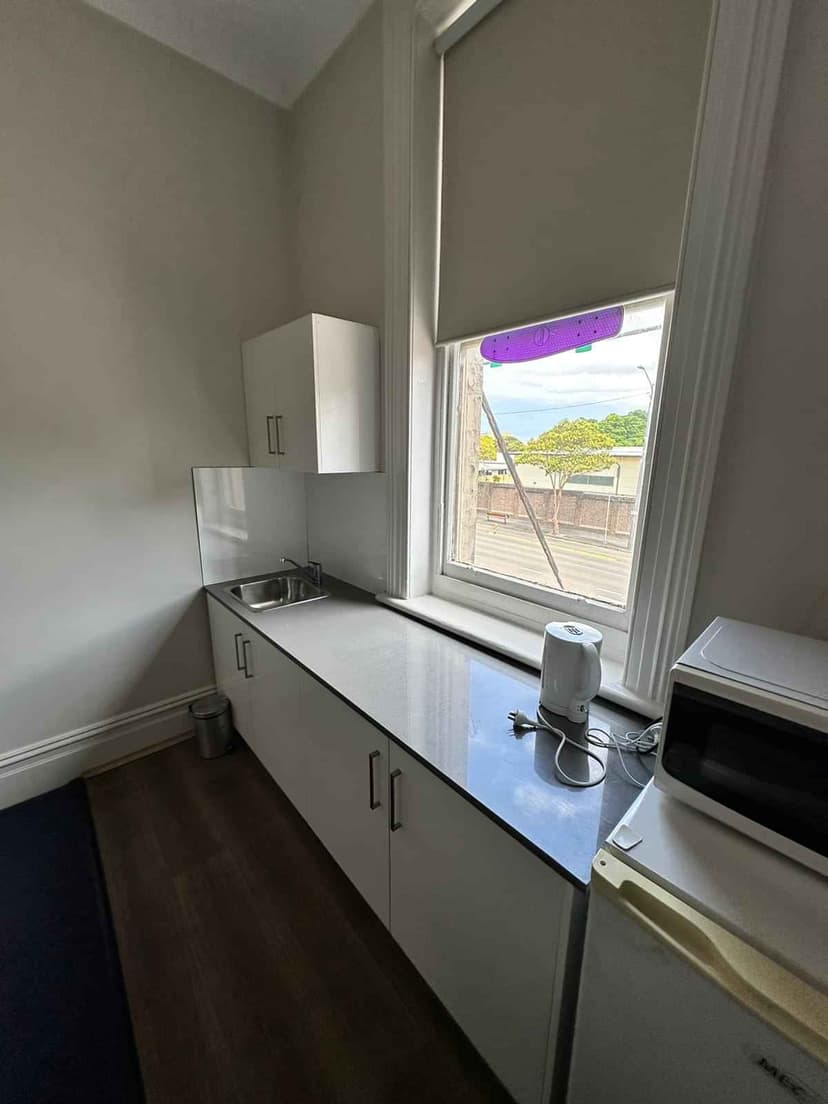 Room 4 - Image 10