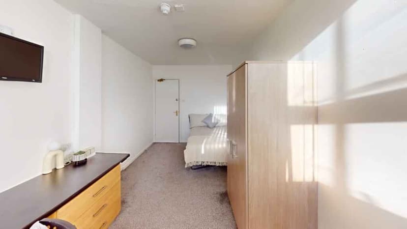 Standard Room - Image 4