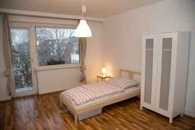 Private Room (20 Sqm) - Image 1