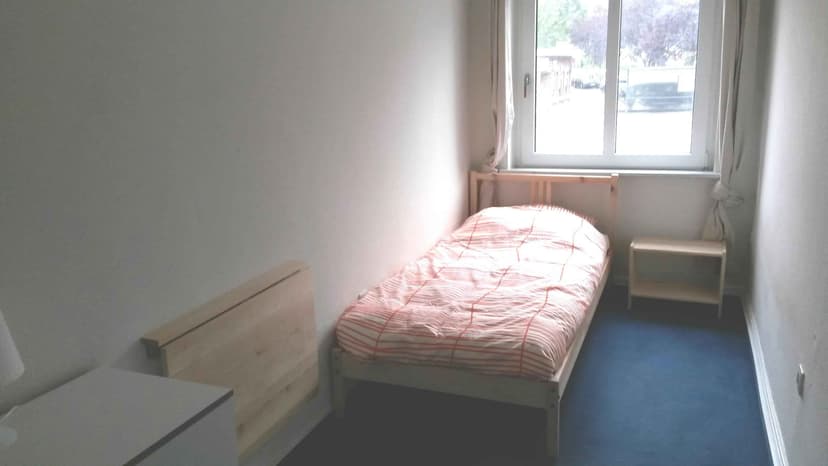 Private Room - Image 1