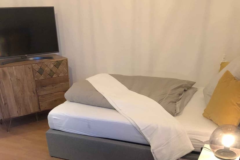Private Room (21 Sqm) - Image 2