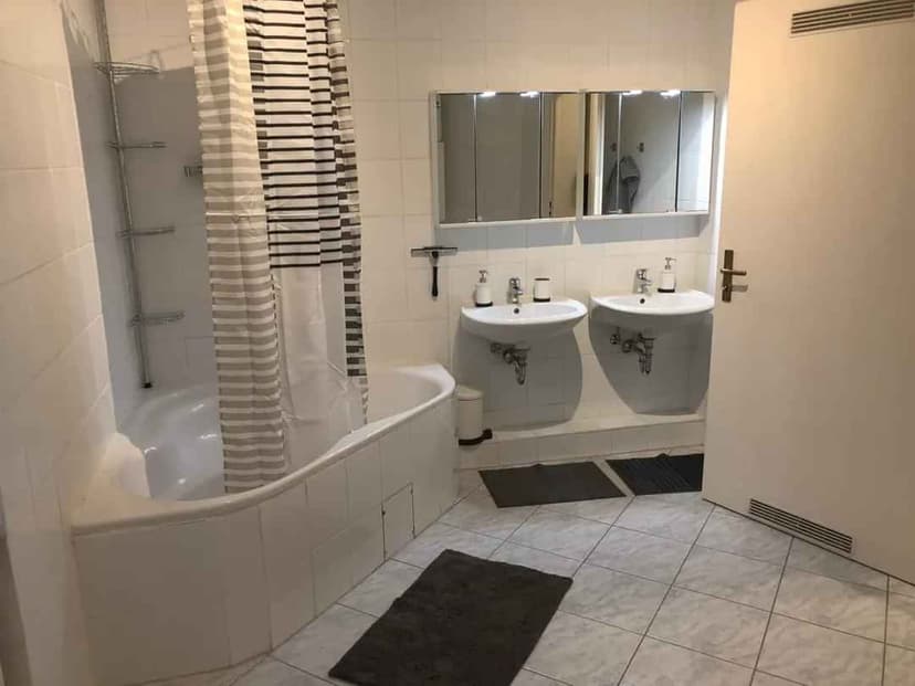 Private Room (21 Sqm) - Image 7