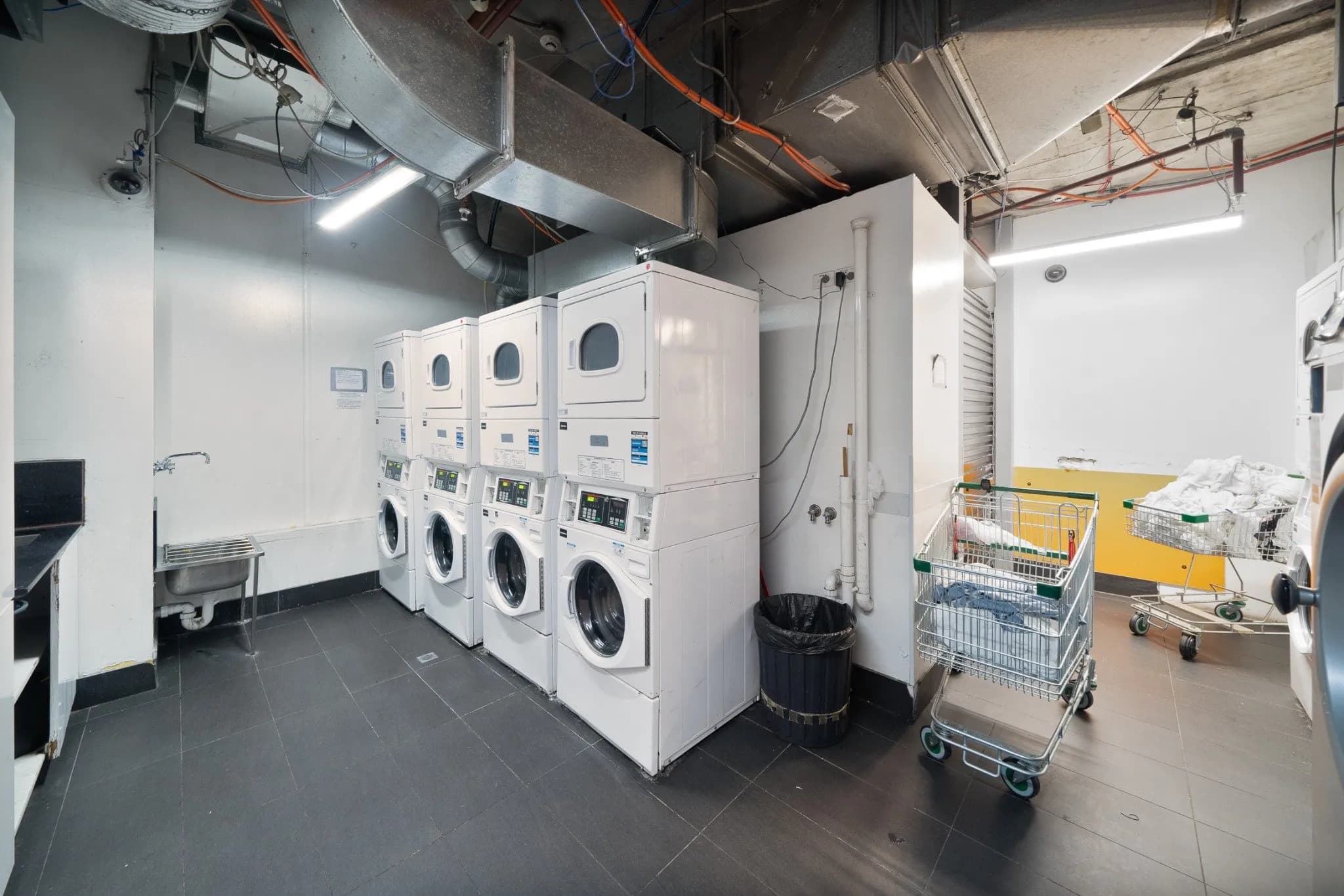 1 Single - Private Room - Image 9